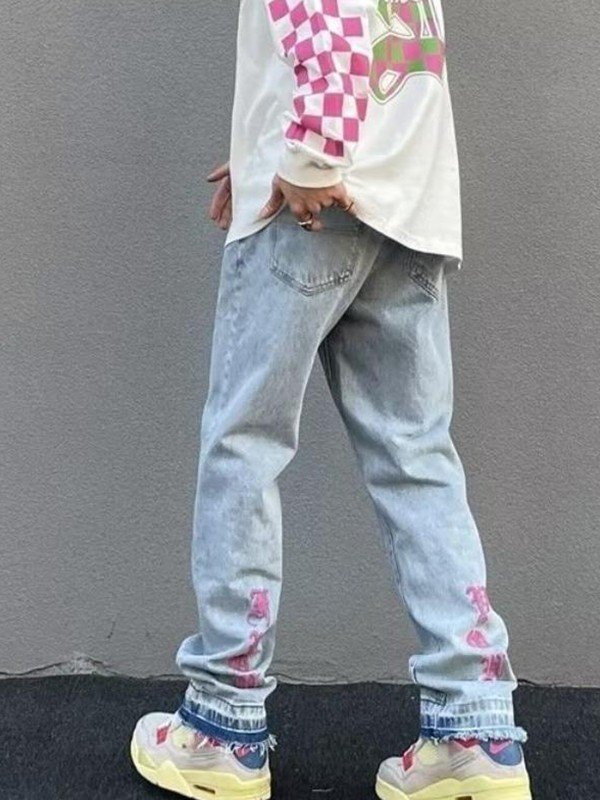 Men's Letter Embroidered Light Wash Loose Jeans-3